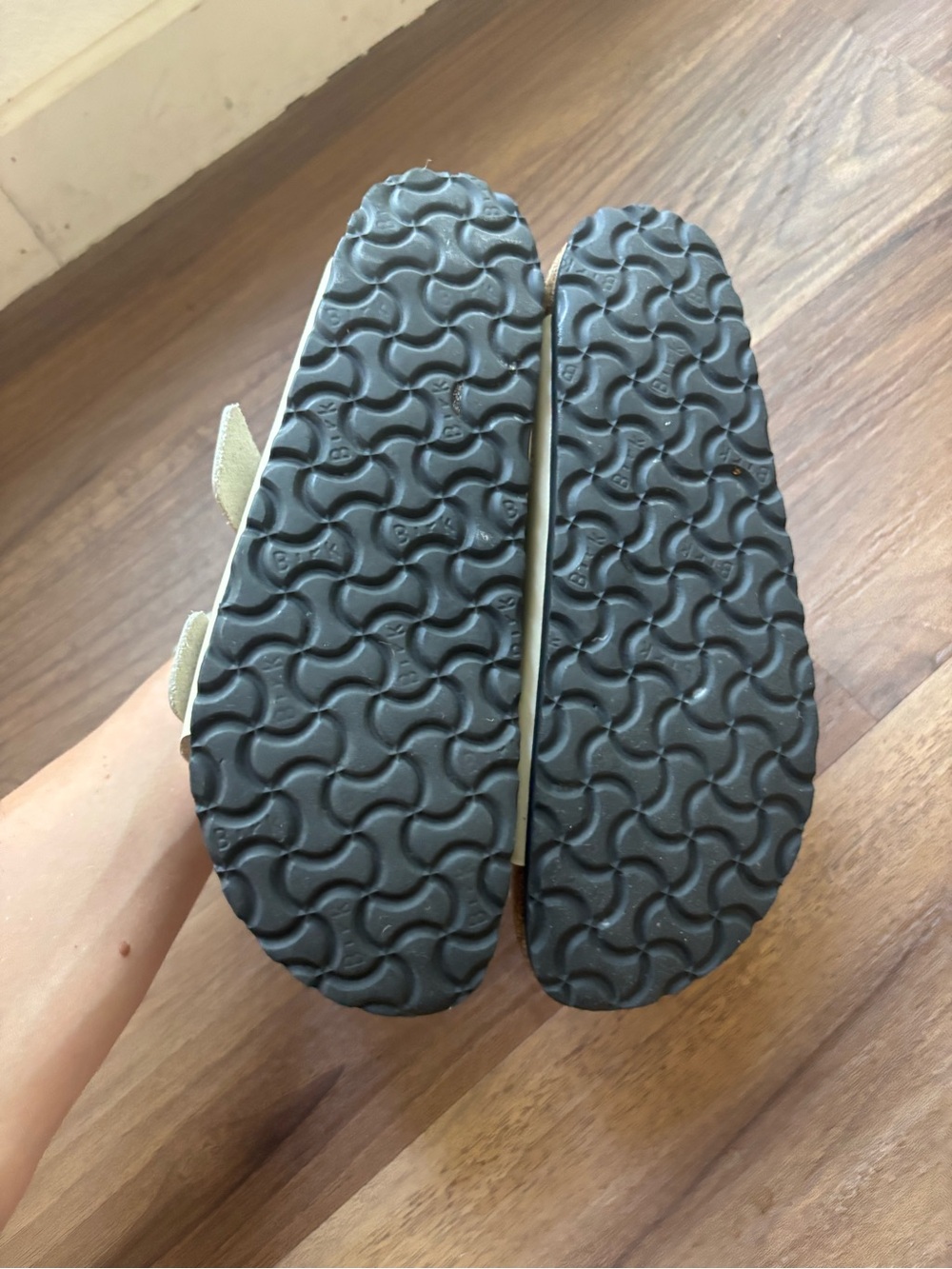 ❤️ Big Buckle Birkenstocks - Picture 2 of 5